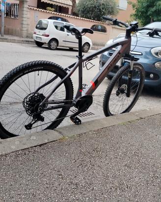 Ebaike Atala Bcross 29