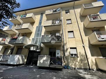 MULTILOCALE A RIMINI