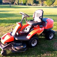 Trattorino tagliaerba Husqvarna R 316TX