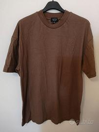 T-shirt oversize con stampa grande