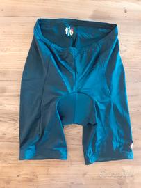 Tutina e pantaloncini BICI