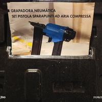 PISTOLA SPARAPUNTI AD ARIA COMPRESSA 
