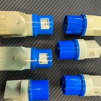 Adattatori spine prese CEE