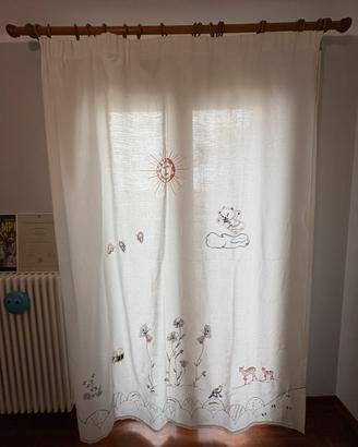 Tenda in seta ricamata a mano 260x150 cm