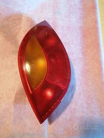 Fanalino posteriore sinistro per Ford Ka 1 serie