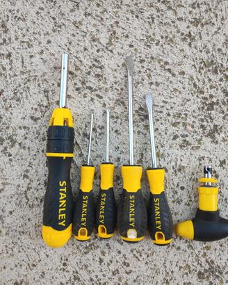 Set cacciaviti Stanley + chiave a cricchetto – Ott