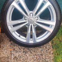 4 CERCHI DA 18 ORIGINALI S3 CON GOMME