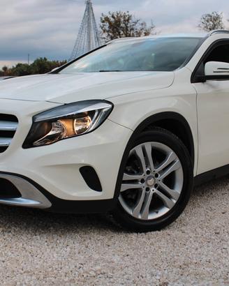 Mercedes-benz GLA Tua A SOLI 228€ al mese Anticipo