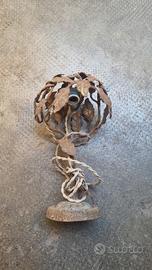 lampada antica in ferro lavorata a mano