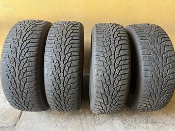 A Parma gomme invernali 60% di battistrada