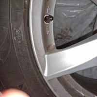 Cerchi e pneumatici 225/65/17