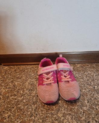 Scarpe ginnastica bimba 31