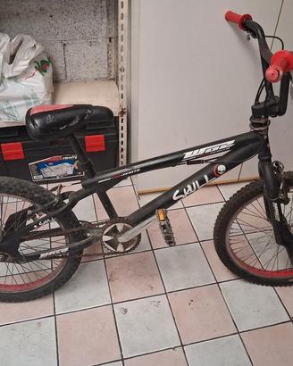 bicicletta bmx