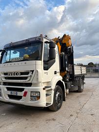Stralis con effer