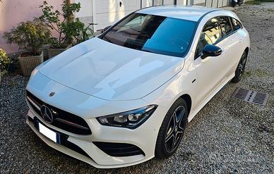 Mercedes benz CLA250E shooting brake AMG 