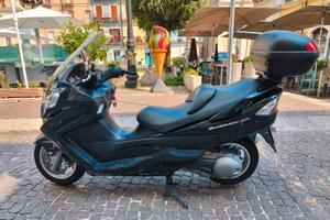 Suzuki Burgman 400