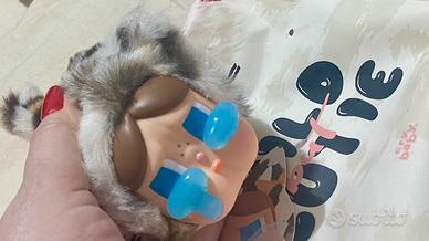 CRY BABY pop mart originale