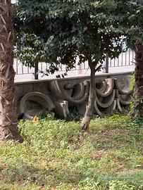 Cordure giardino e mattoni antichi