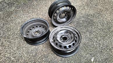 Cerchi acciaio fiat panda anno 2017