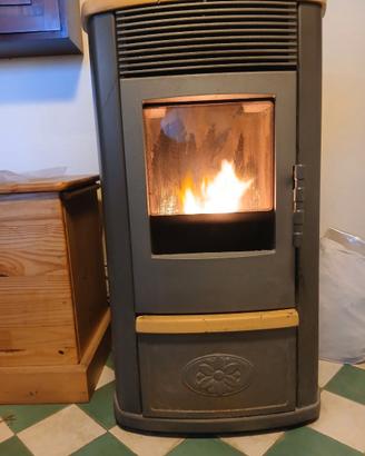 Termostufa a pellet Edilkamin