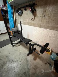 Panca piana multifunzione con leg extension