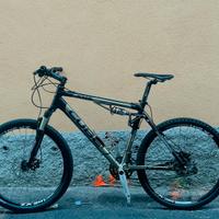 MTB BICI CUBE