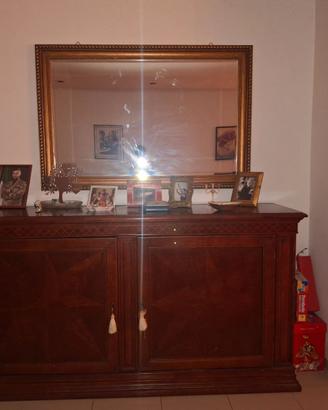 Credenza con specchio