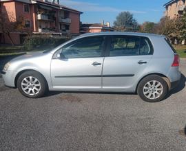 VOLKSWAGEN Golf 5ª serie - 2004