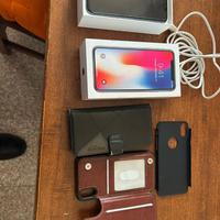 IPHONE X completo di cover
