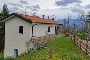 Casolare con terreno