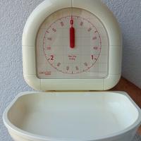Bilancia da cucina  vintage da fissare a parete