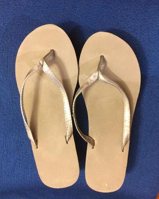 estate infradito donna con piccolo tacco