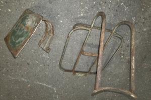 Portaruota di scorta e portatarga Vespa faro basso