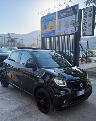Smart ForFour 60 1.0 Black Passion