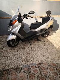 Suzuki UH Burgman 150 - 2003