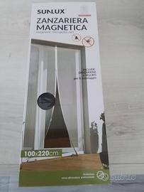 Zanzariera magnetica