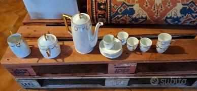 Servizio vintage da caffè