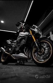 Yamaha FZ8