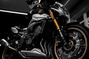 Yamaha FZ8