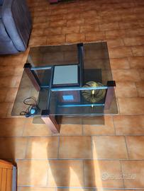 Tavolino in vetro