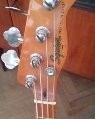 squire jazz bass