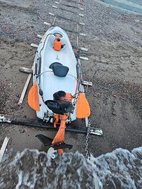 canoa a motore 2.5hp