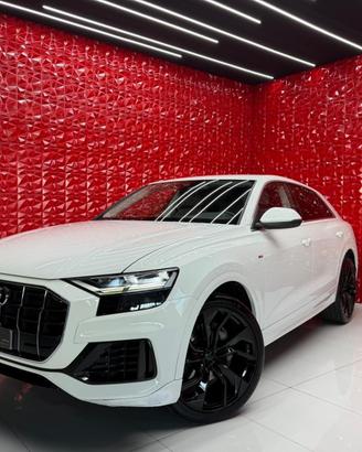 Audi Q8 50 TDI 286 CV quattro tiptronic Sport