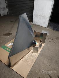 cappa angolare in acciaio