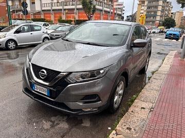 Nissan Qashqai Aut. Finanziabile Garanzia Acc.Perm