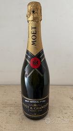 Moët & Chandon Brut Impérial 1er Cru.