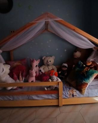 Letto in legno casetta montessori