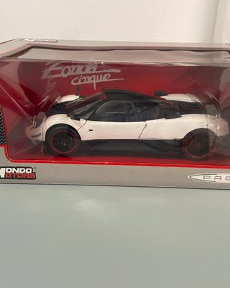 Pagani Zonda Cinque 1/18