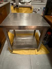 Tavolo da lavoro acciaio inox piedi regolabili