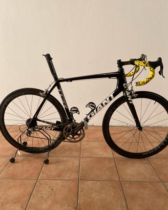 GIANT TCR ADVANCED CARBON
